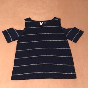 NWOT Roxy cold shoulder tank t-shirt braided rope pattern. Dark blue. Size XS.
